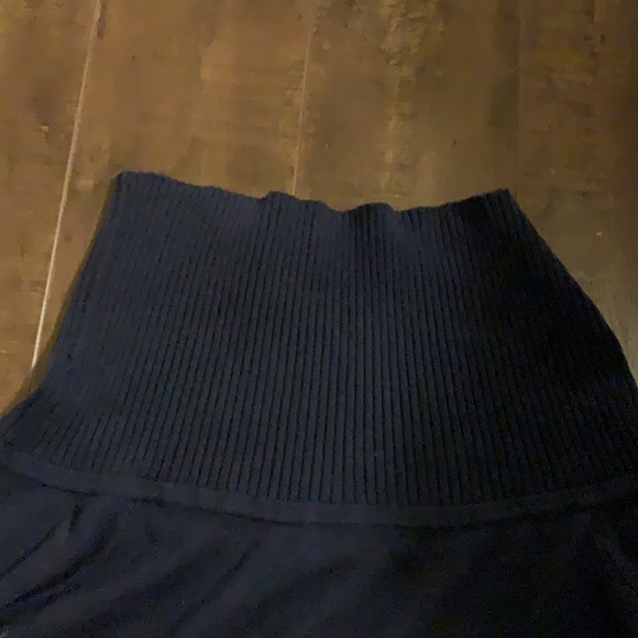 Navy blue turtleneck long sweater - Picture 2 of 4